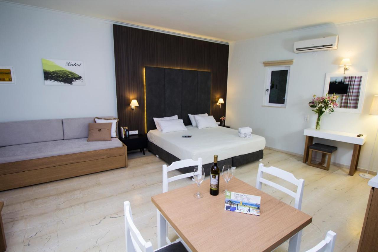 Elia Stalos Apartments מראה חיצוני תמונה