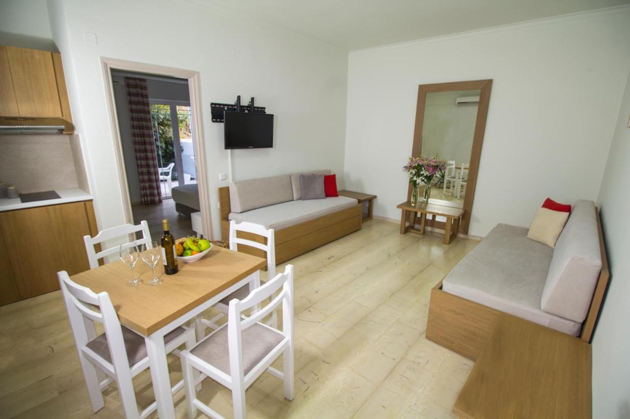 Elia Stalos Apartments מראה חיצוני תמונה